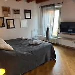 Houseberg Quarenghi Sx *