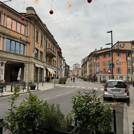 Houseberg Quarenghi Sx Lägenhet *