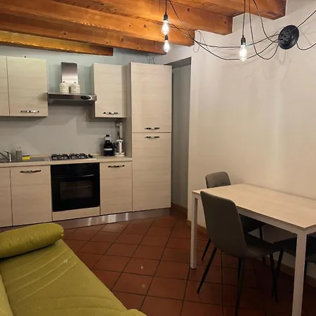 Houseberg Quarenghi Sx Bergamo